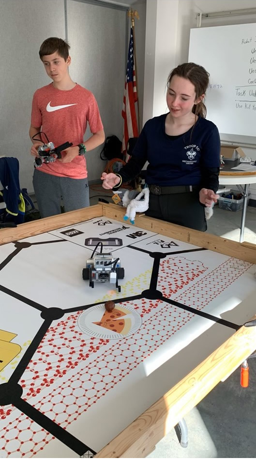 Area Scouts Innovate with LEGO